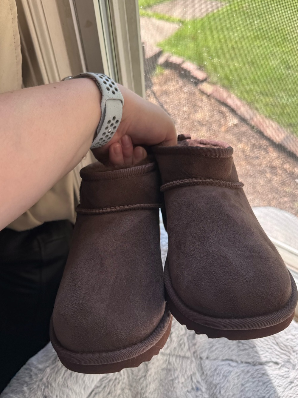 UGG Classic Ulta Mini